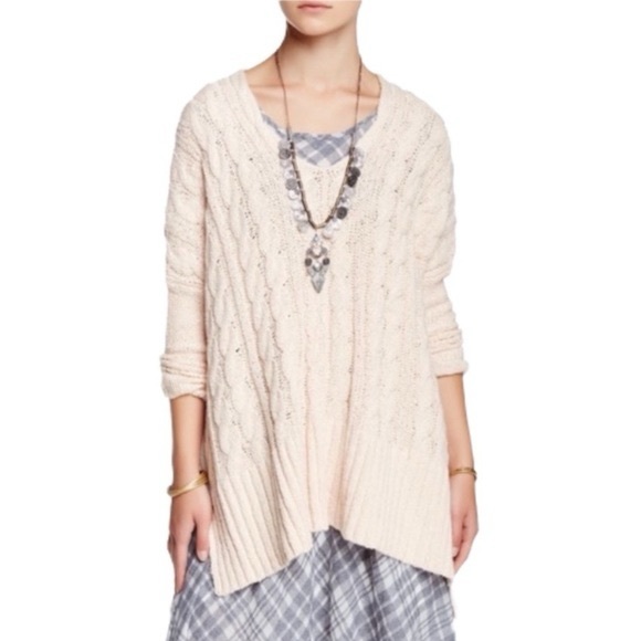 Free People Sweaters - FREE PEOPLE Women’s Long Sleeve Easy Cable Knit V-Neck Sweater Size XS